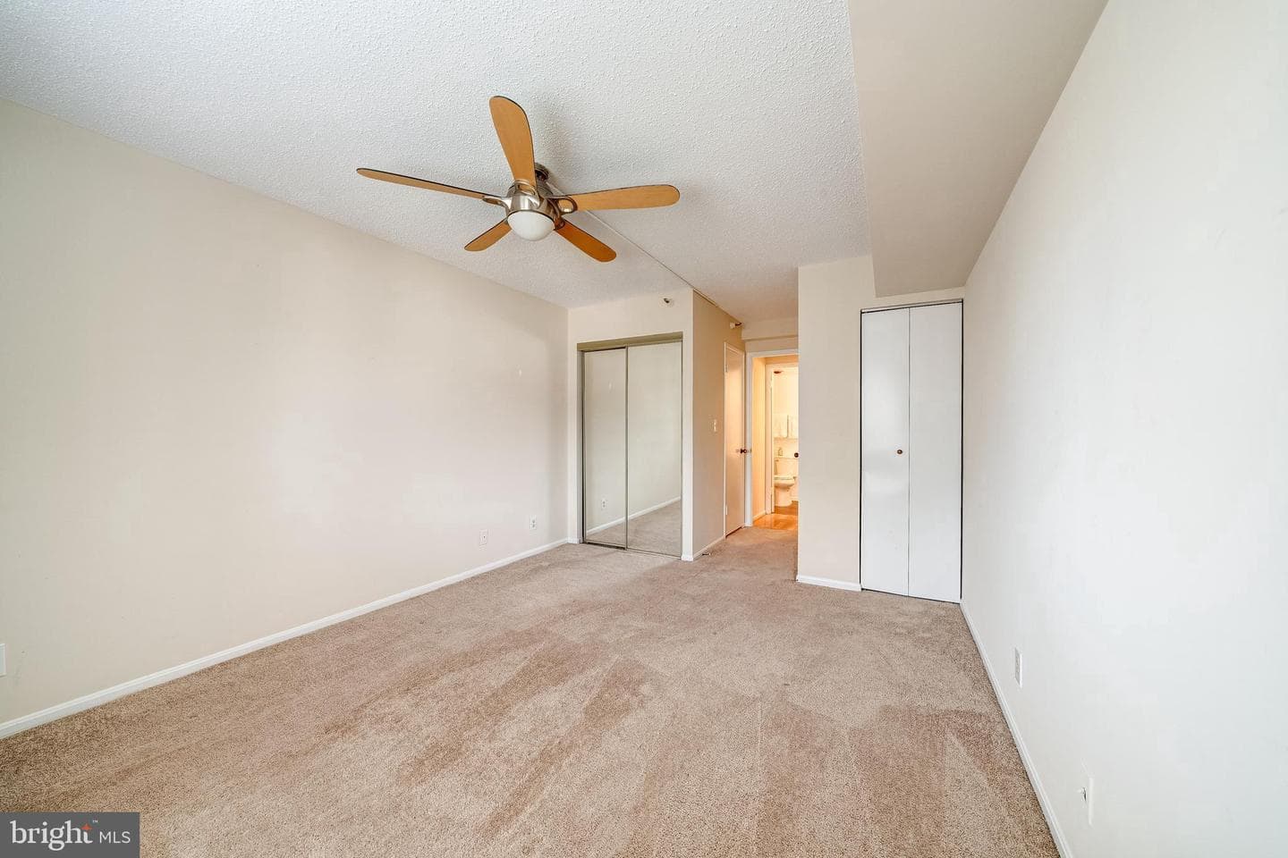 1600 N Oak Street #1204 photo 13