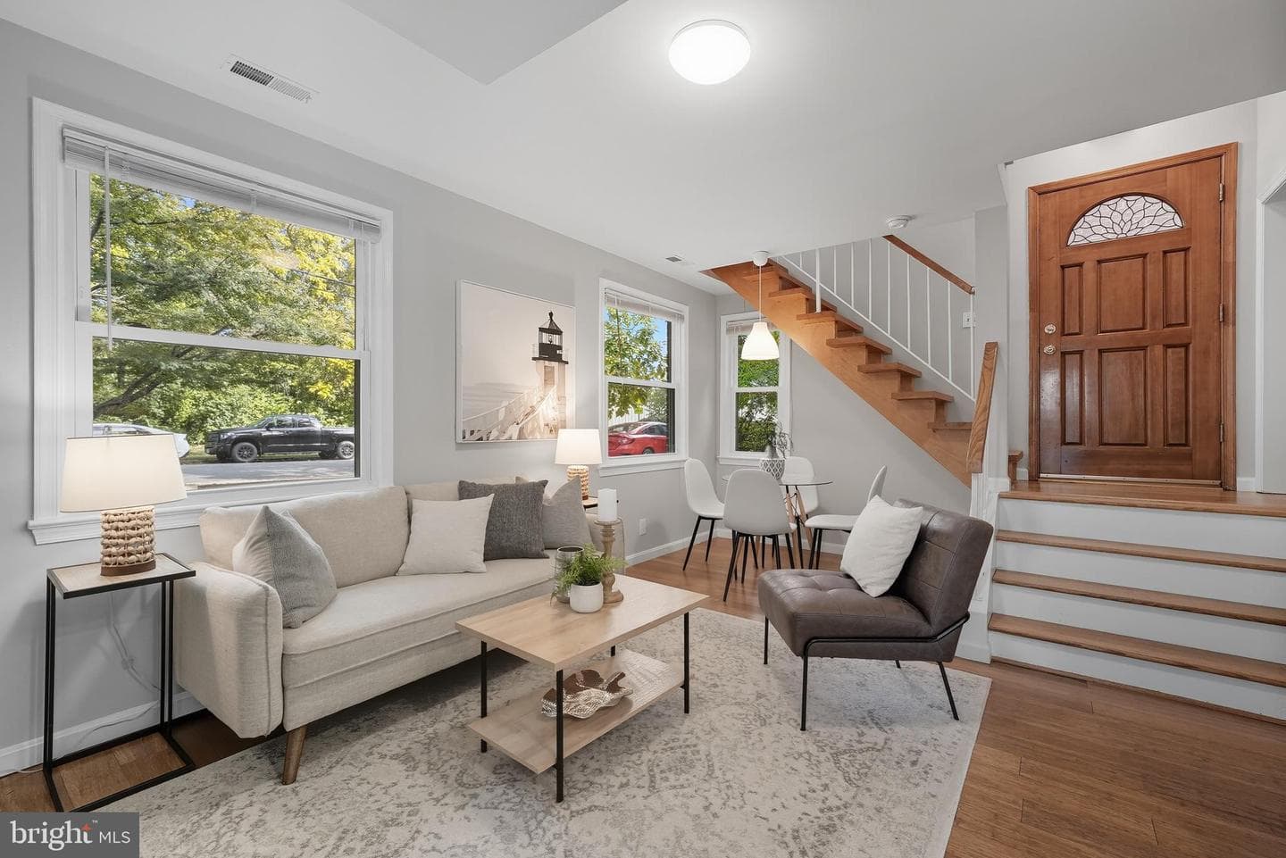 4812 Fairfax Drive photo 3