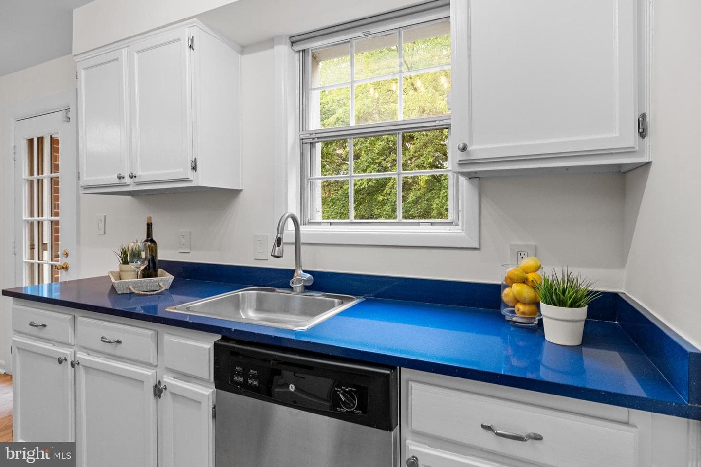 2715 S Walter Reed Drive #b photo 8