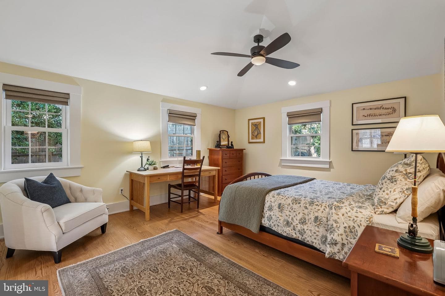 3701 N Oakland Street photo 19
