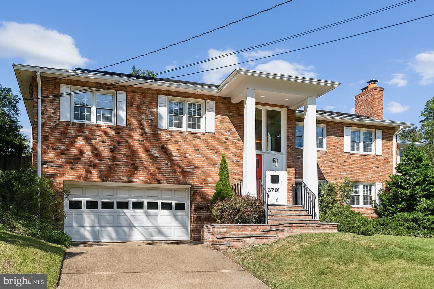3701 N Oakland Street photo 2