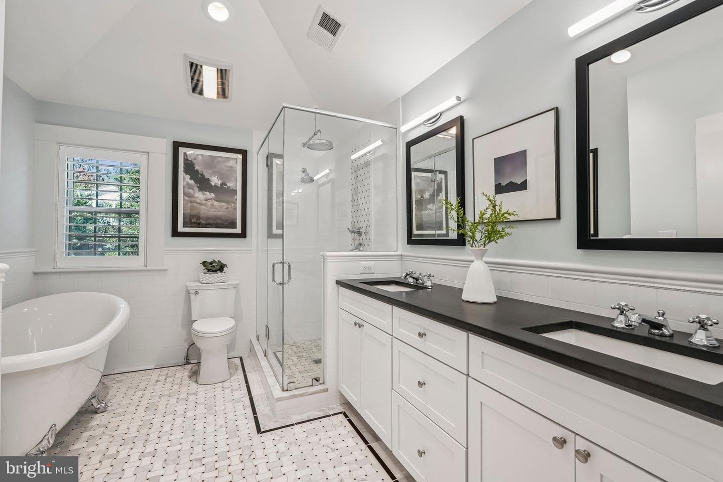 3701 N Oakland Street photo 24