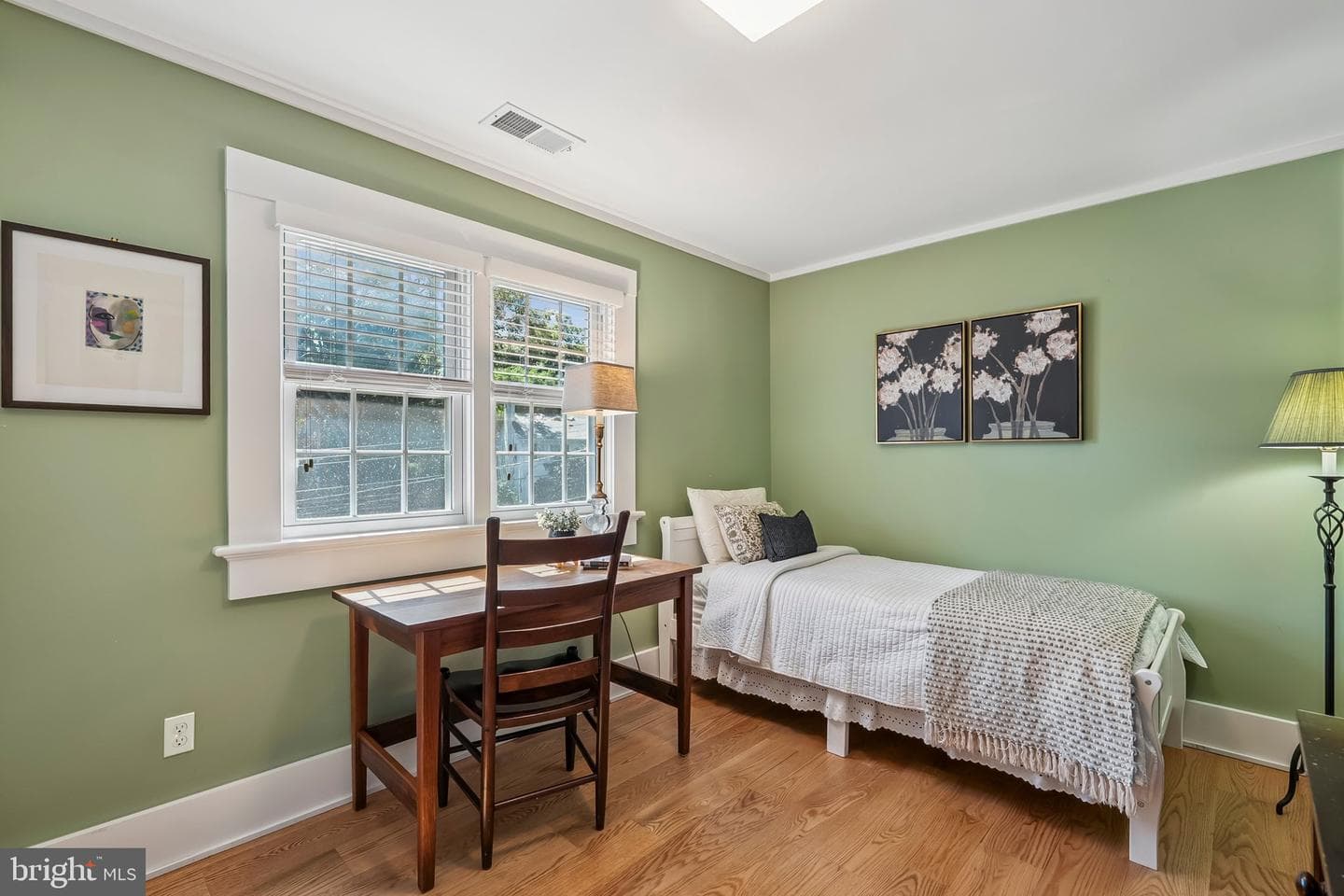 3701 N Oakland Street photo 25
