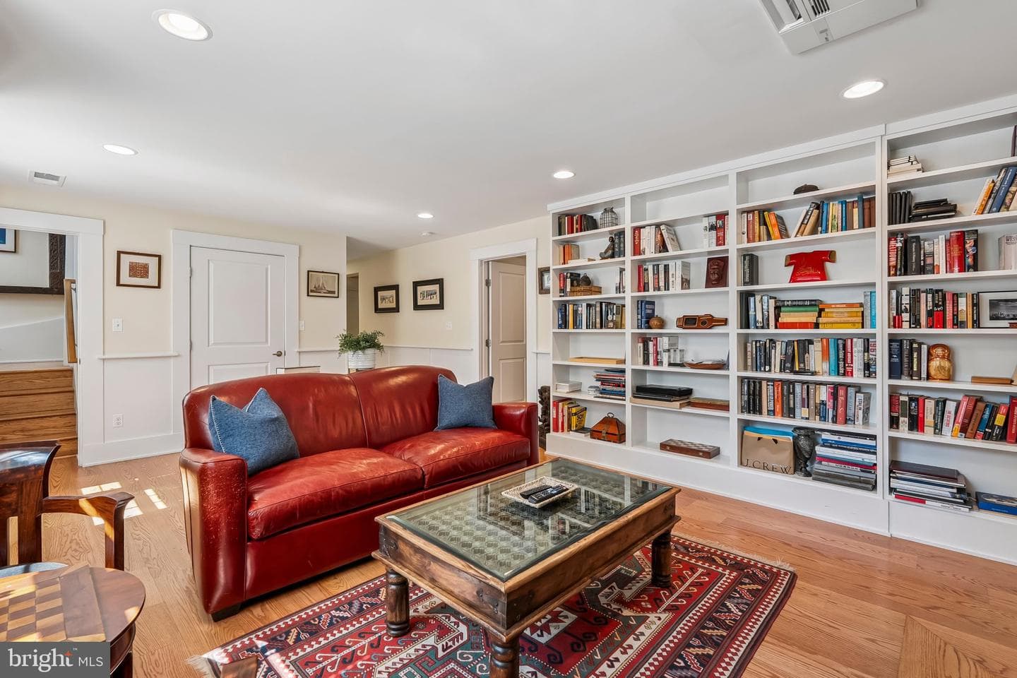 3701 N Oakland Street photo 31