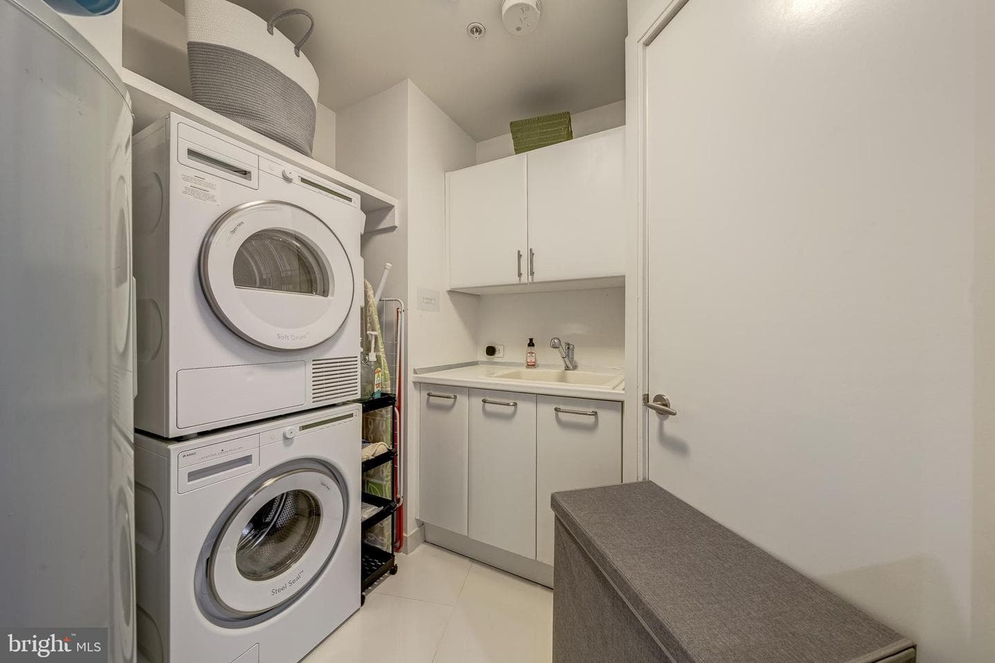 1881 N Nash Street #1011 photo 35