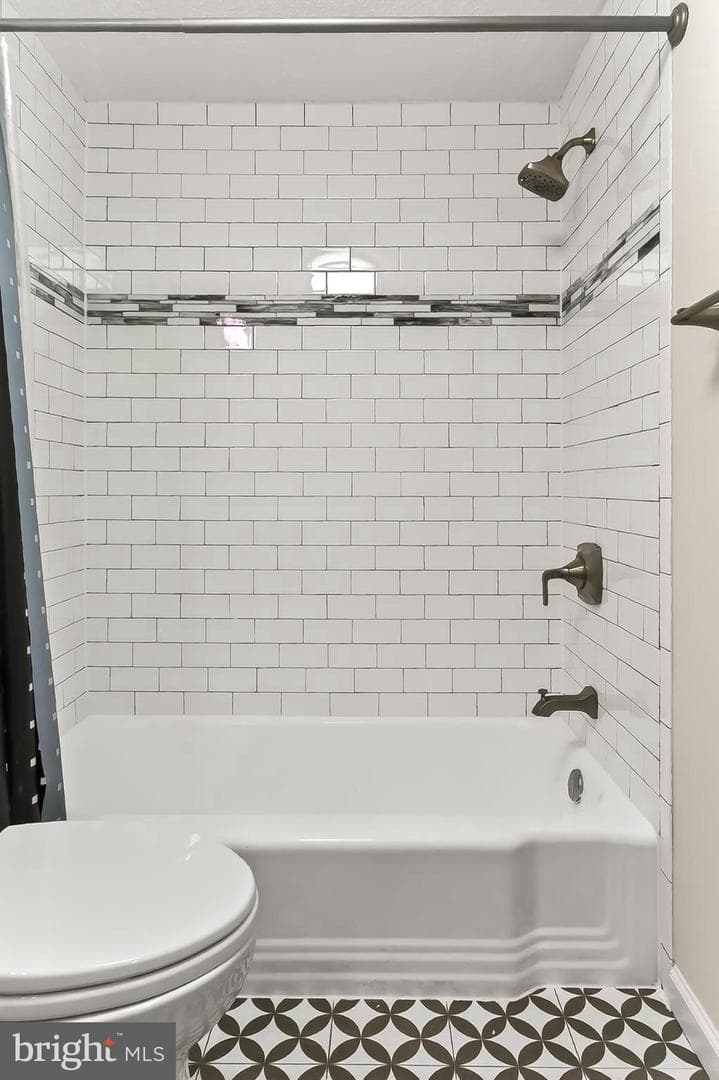 1931 N Cleveland Street #409 photo 21