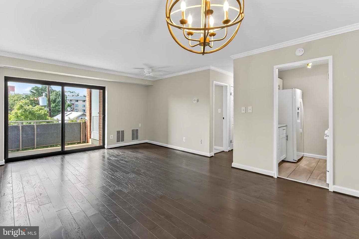 1931 N Cleveland Street #409 photo 3