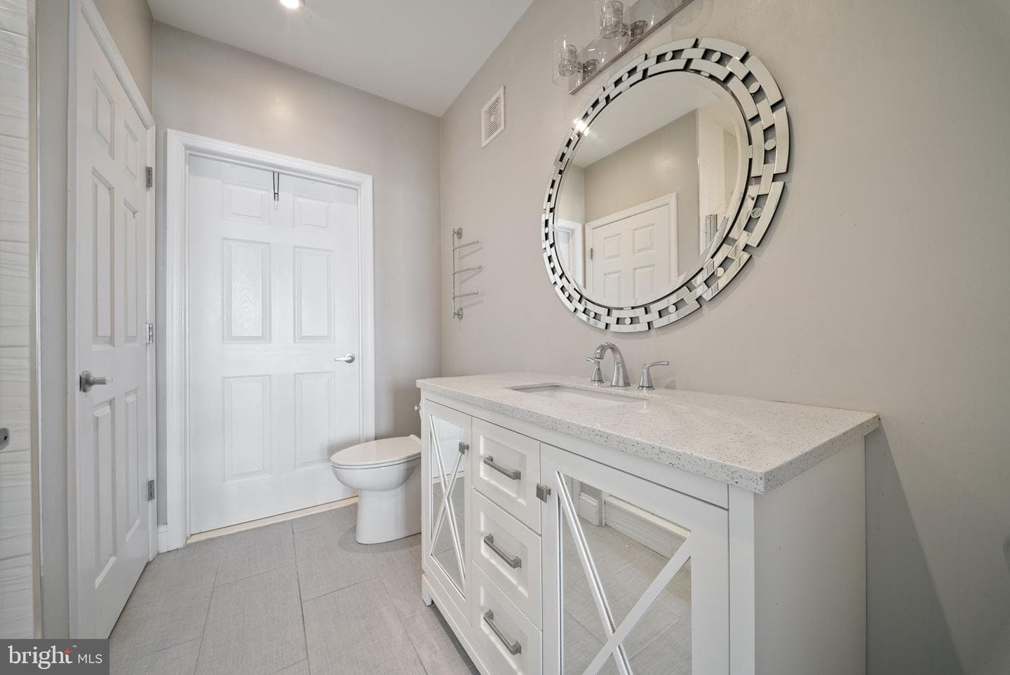 801 S Greenbrier Street #304 photo 9