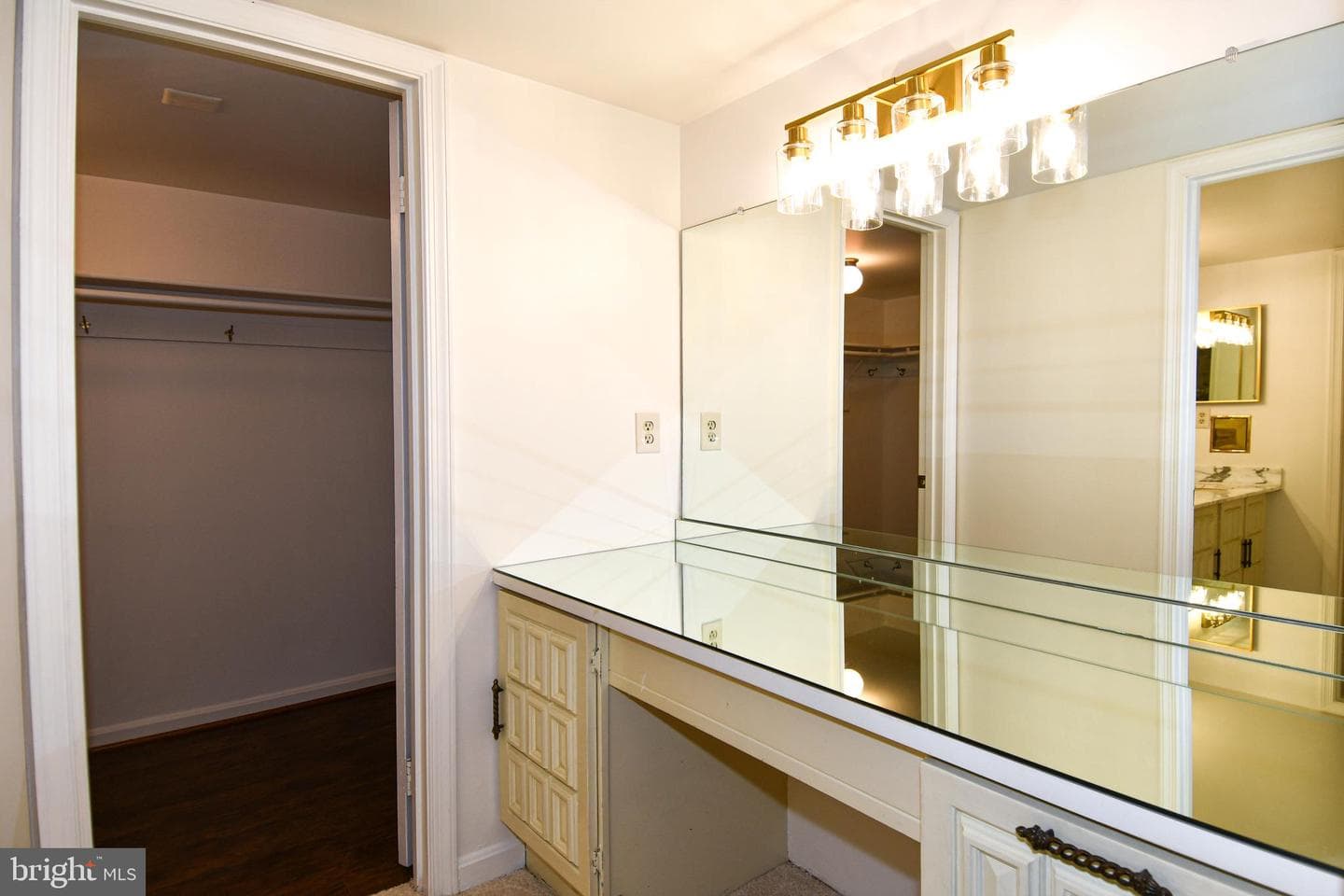1101 Arlington Ridge Road #316 photo 35