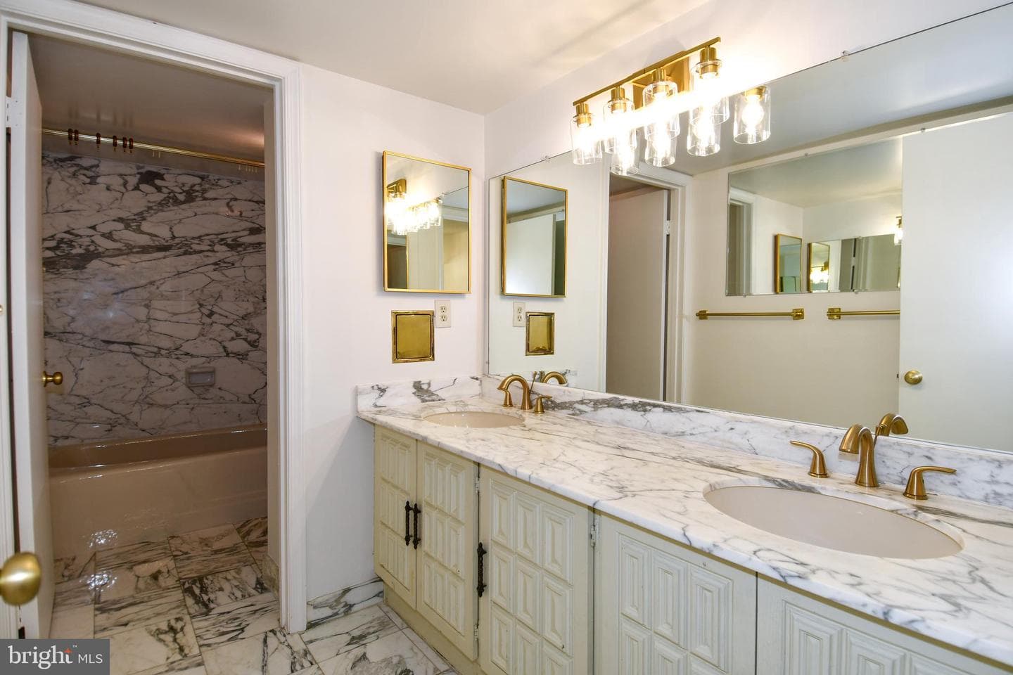 1101 Arlington Ridge Road #316 photo 36