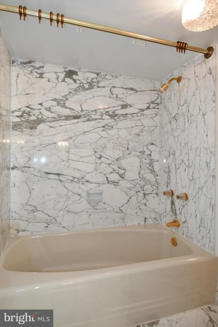 1101 Arlington Ridge Road #316 photo 38