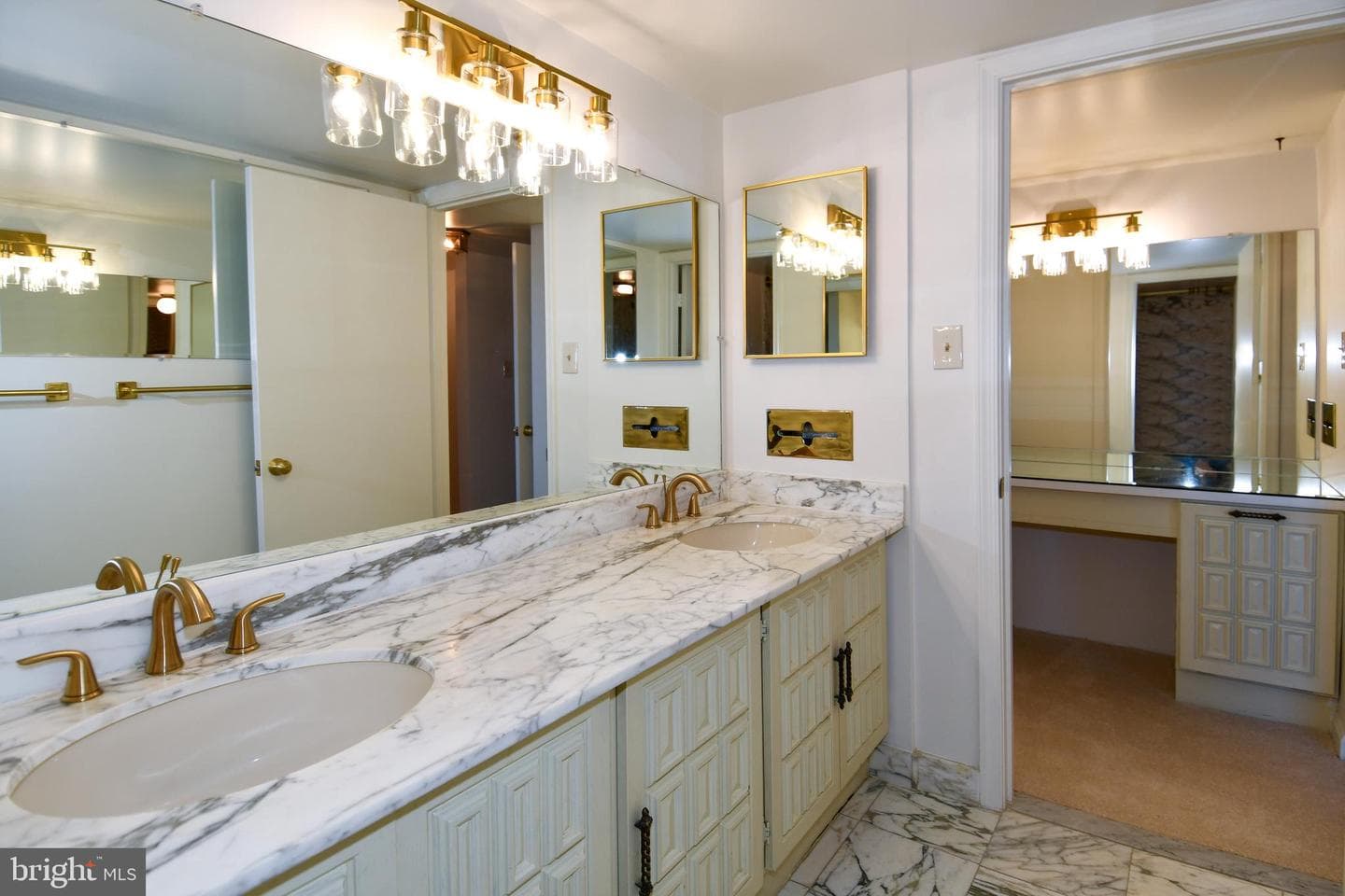1101 Arlington Ridge Road #316 photo 42