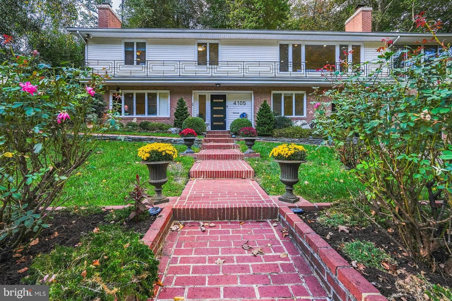 4105 27th Street N photo 3