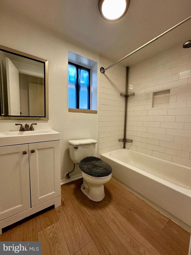606 S Glebe Road photo 23