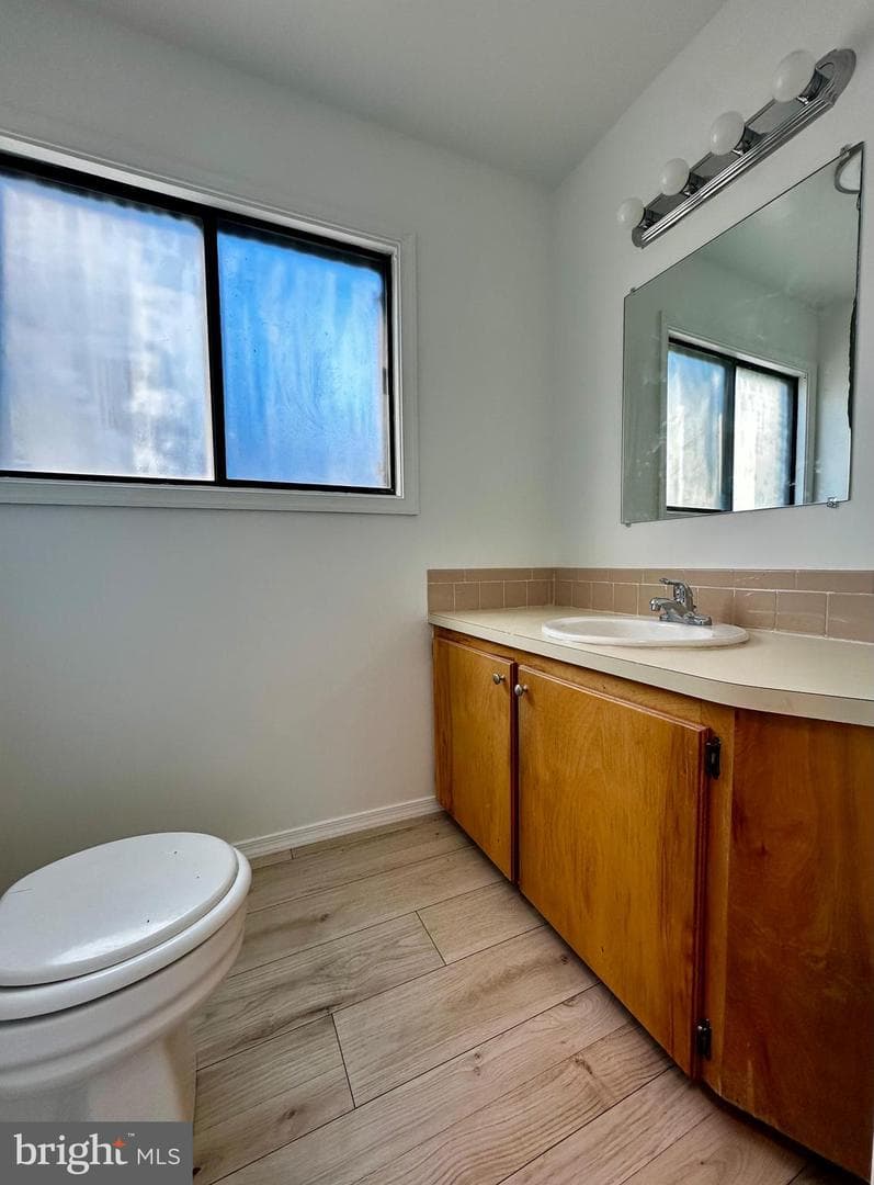 606 S Glebe Road photo 25