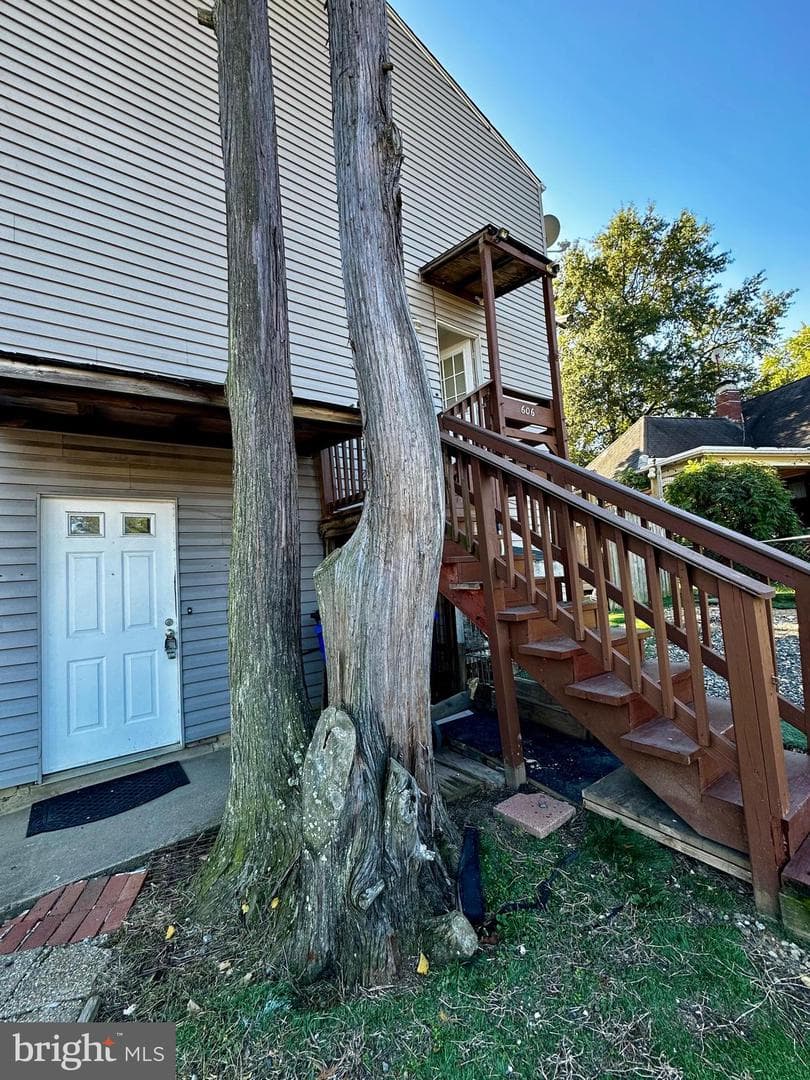 606 S Glebe Road photo 3