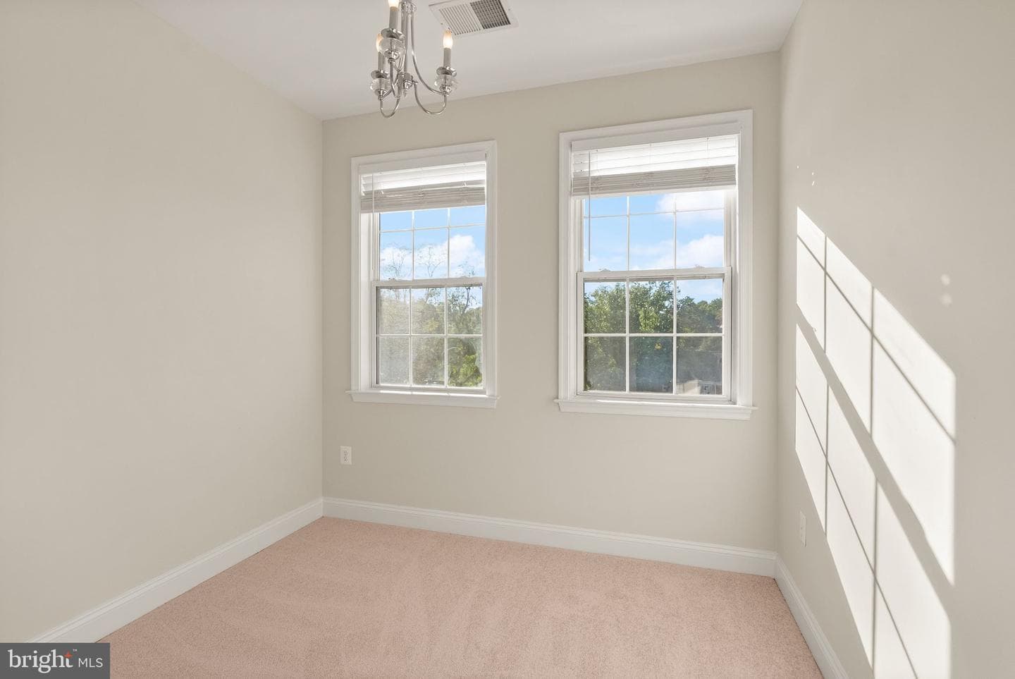 4025 Columbia Pike photo 25