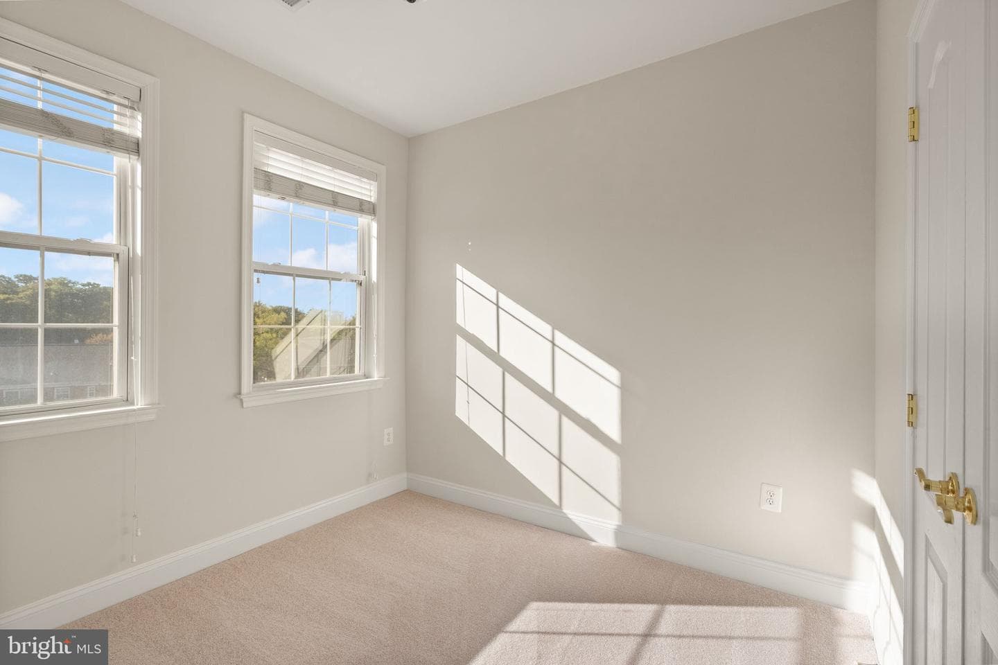 4025 Columbia Pike photo 28