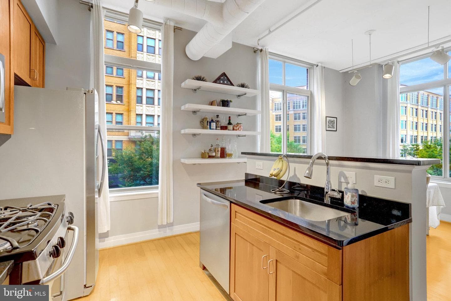 1205 N Garfield Street #308 photo 12