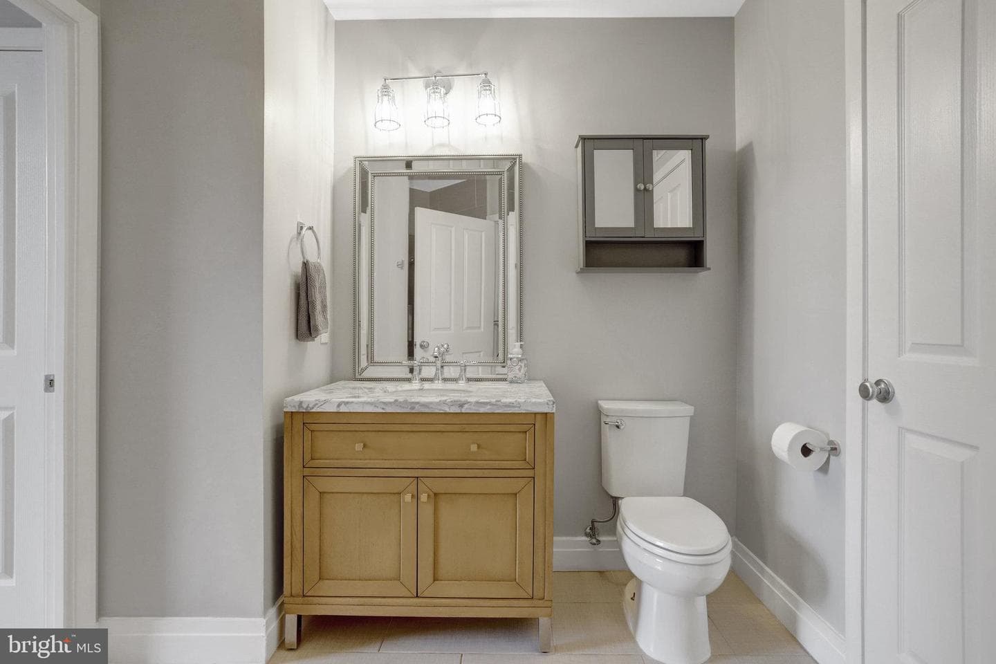 1205 N Garfield Street #308 photo 17