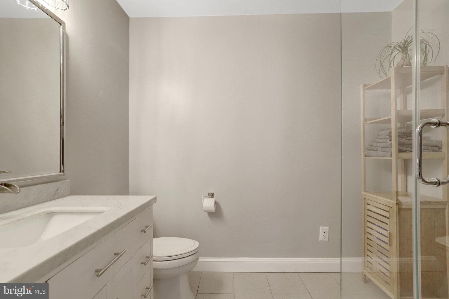 1205 N Garfield Street #308 photo 22