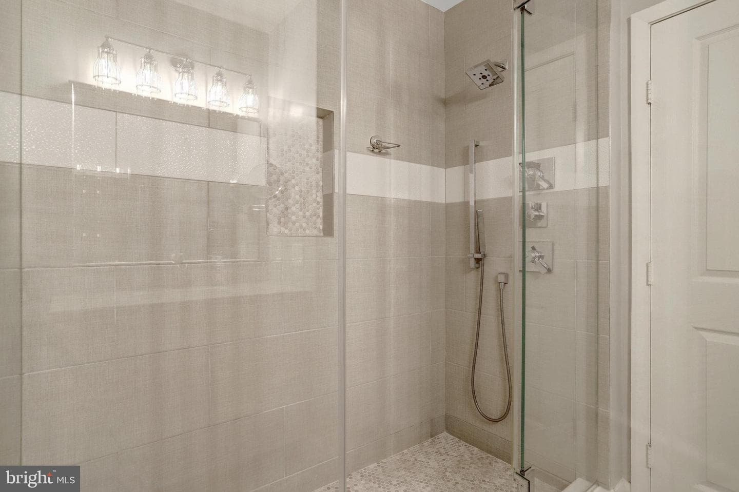 1205 N Garfield Street #308 photo 24
