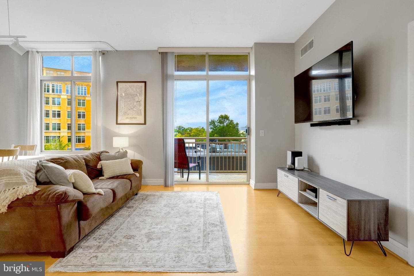 1205 N Garfield Street #308 photo 5