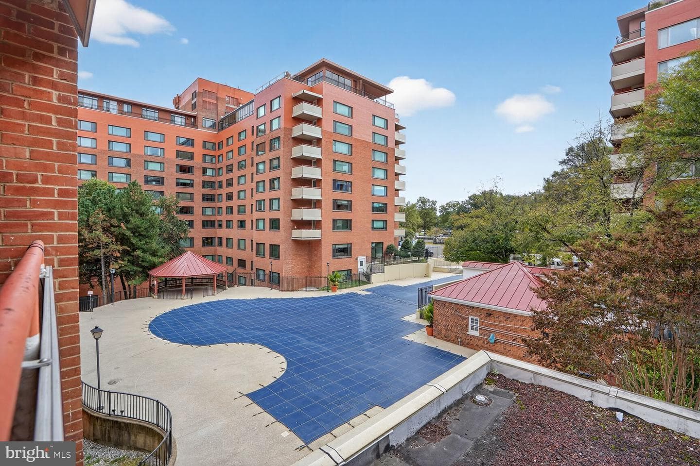 1021 Arlington Boulevard #643 photo 16