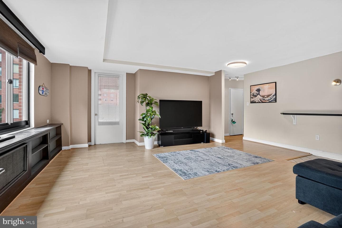 1021 Arlington Boulevard #643 photo 6