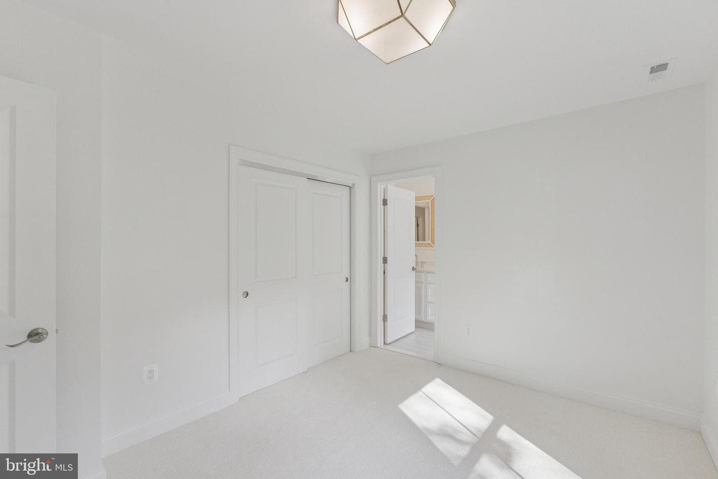 1712 S Nelson Street photo 41