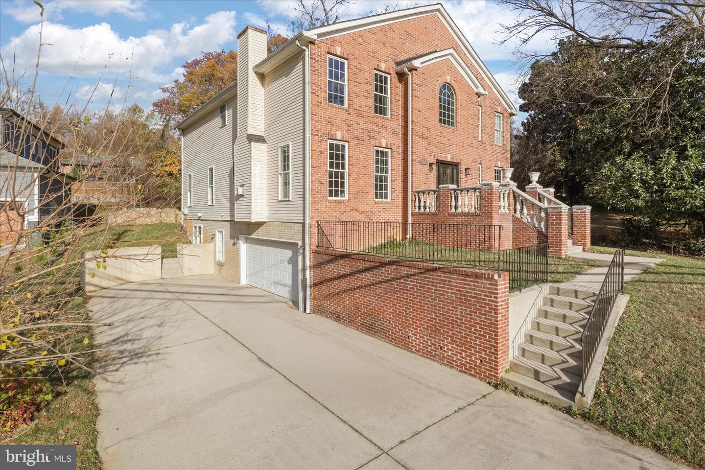 2659 Military Road photo 2
