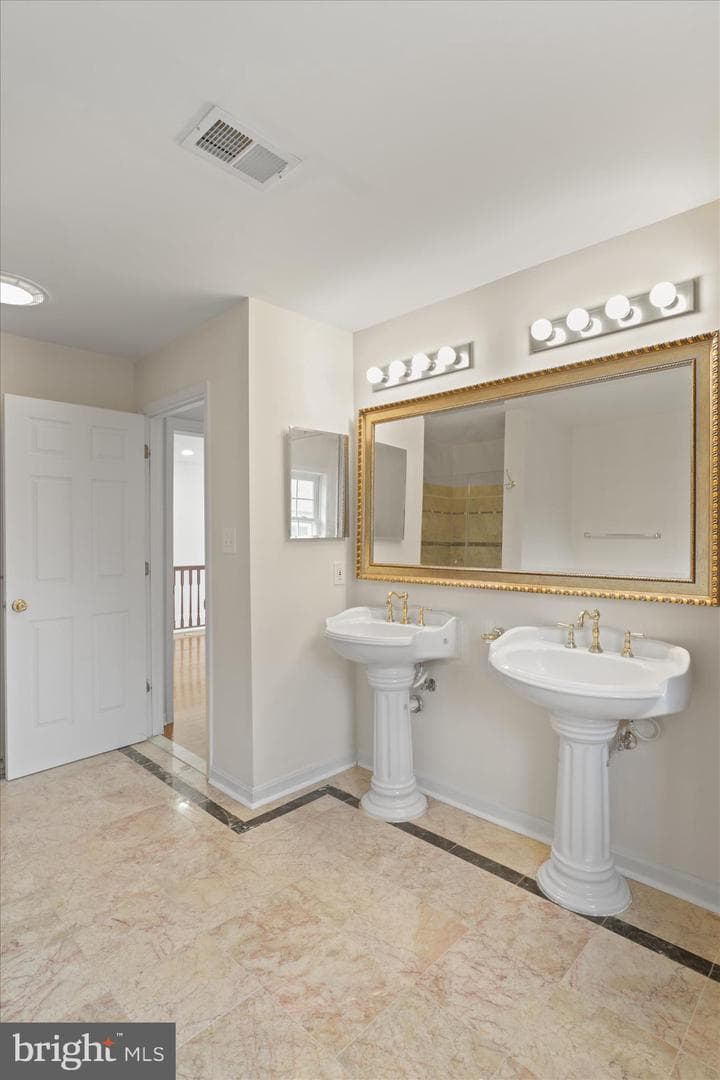 2659 Military Road photo 37