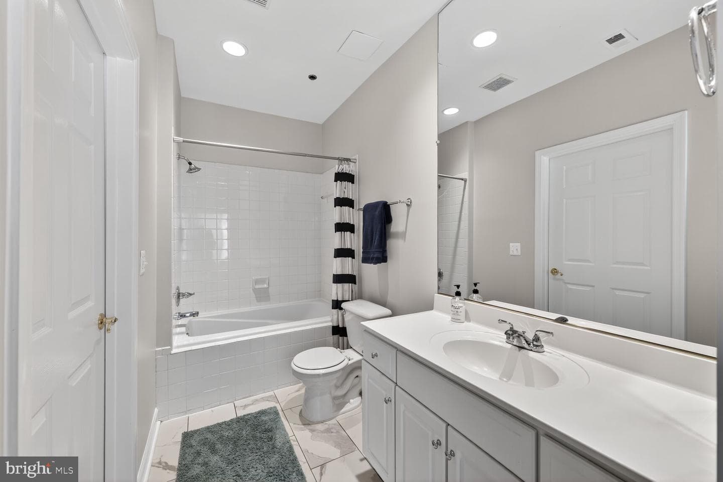 2330 14th Street N #205 photo 14