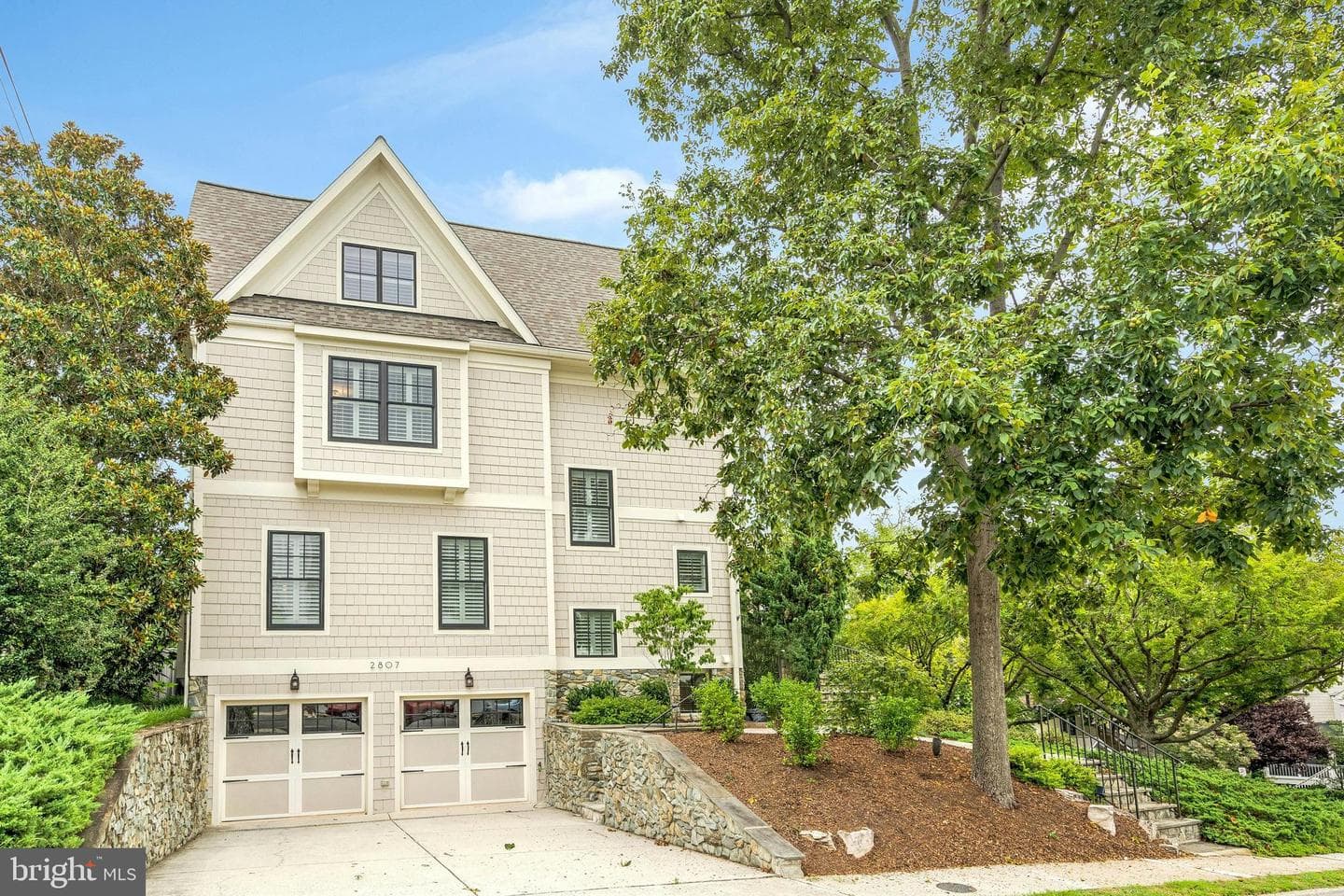 2807 1st Road N