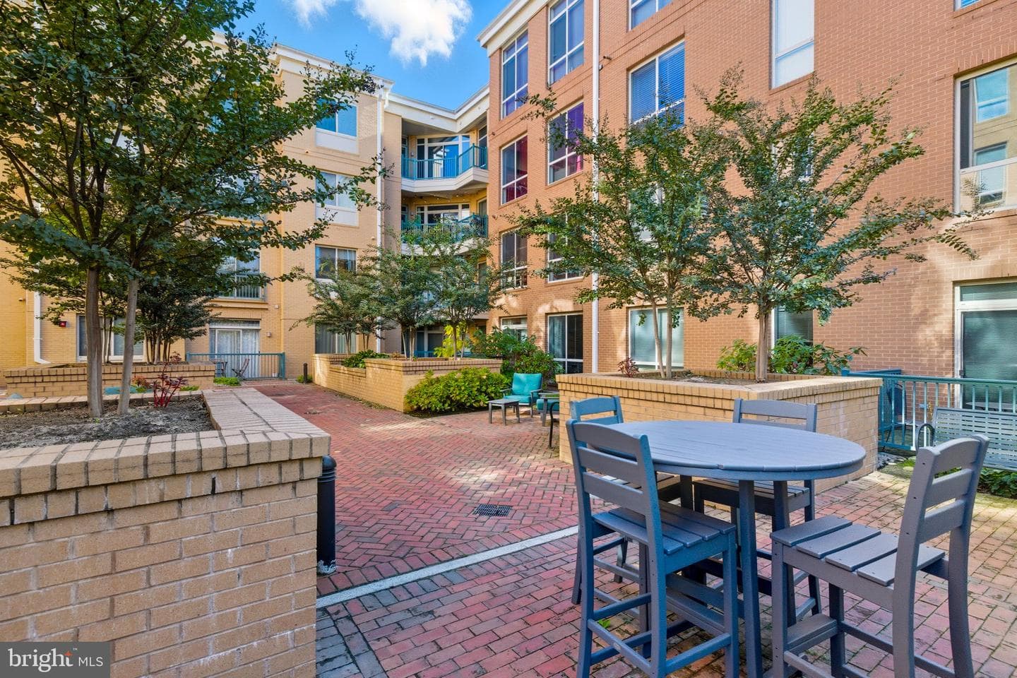 2200 N Westmoreland Street #202 photo 63