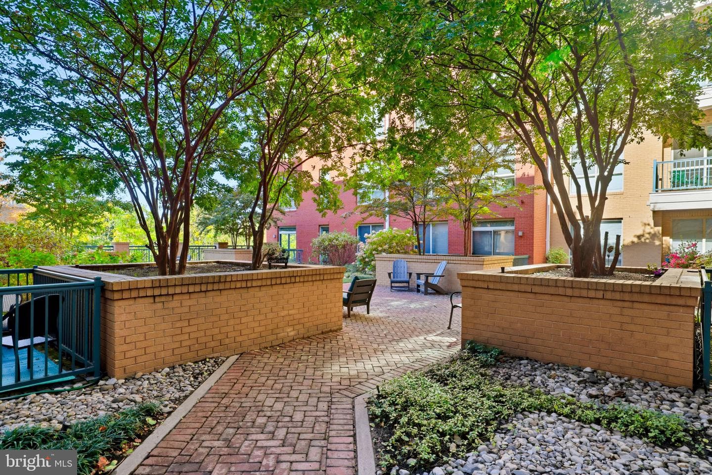 2200 N Westmoreland Street #202 photo 66