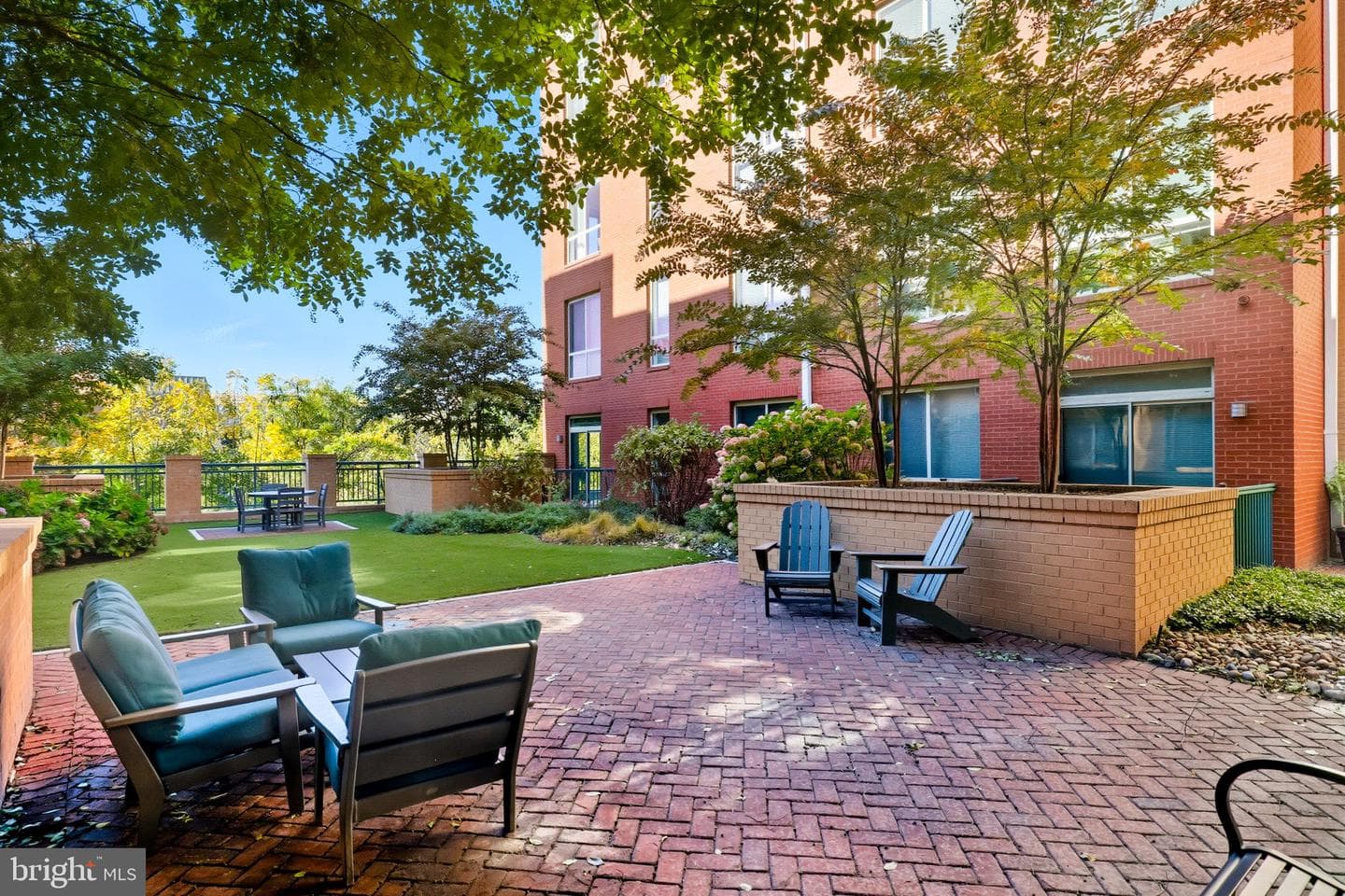 2200 N Westmoreland Street #202 photo 67