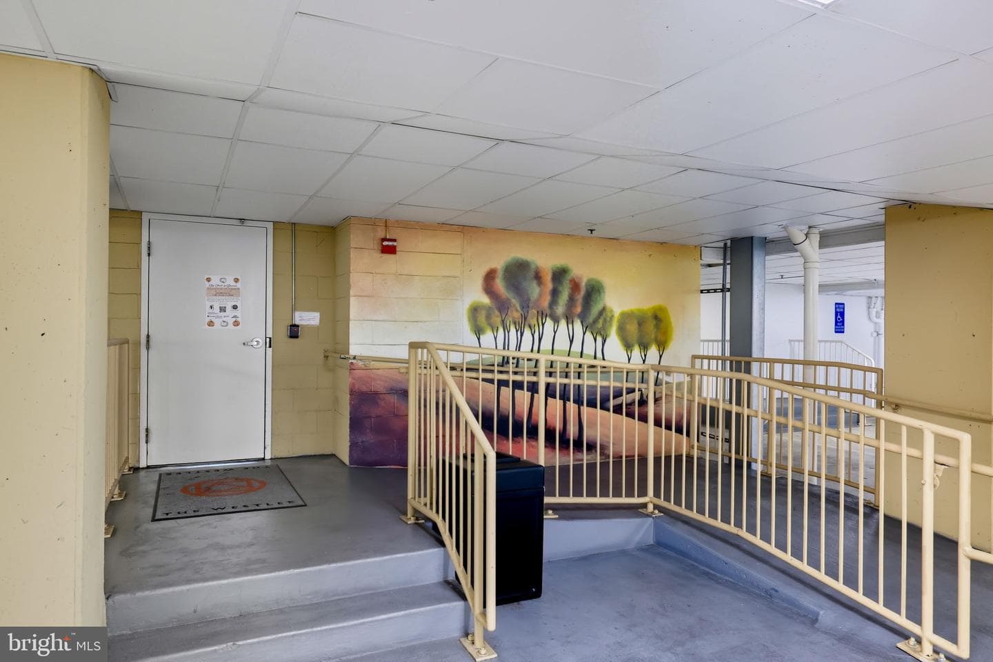 2200 N Westmoreland Street #202 photo 71