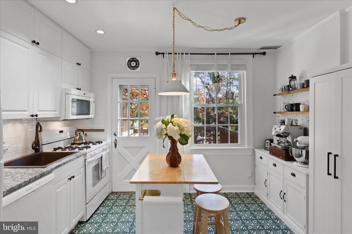 1401 S Barton Street #231 photo 10