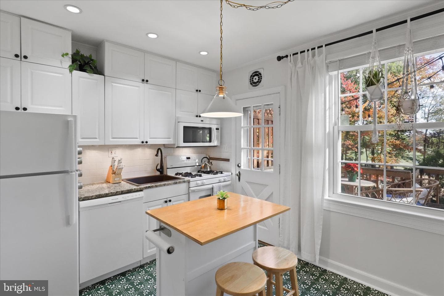 1401 S Barton Street #231 photo 11