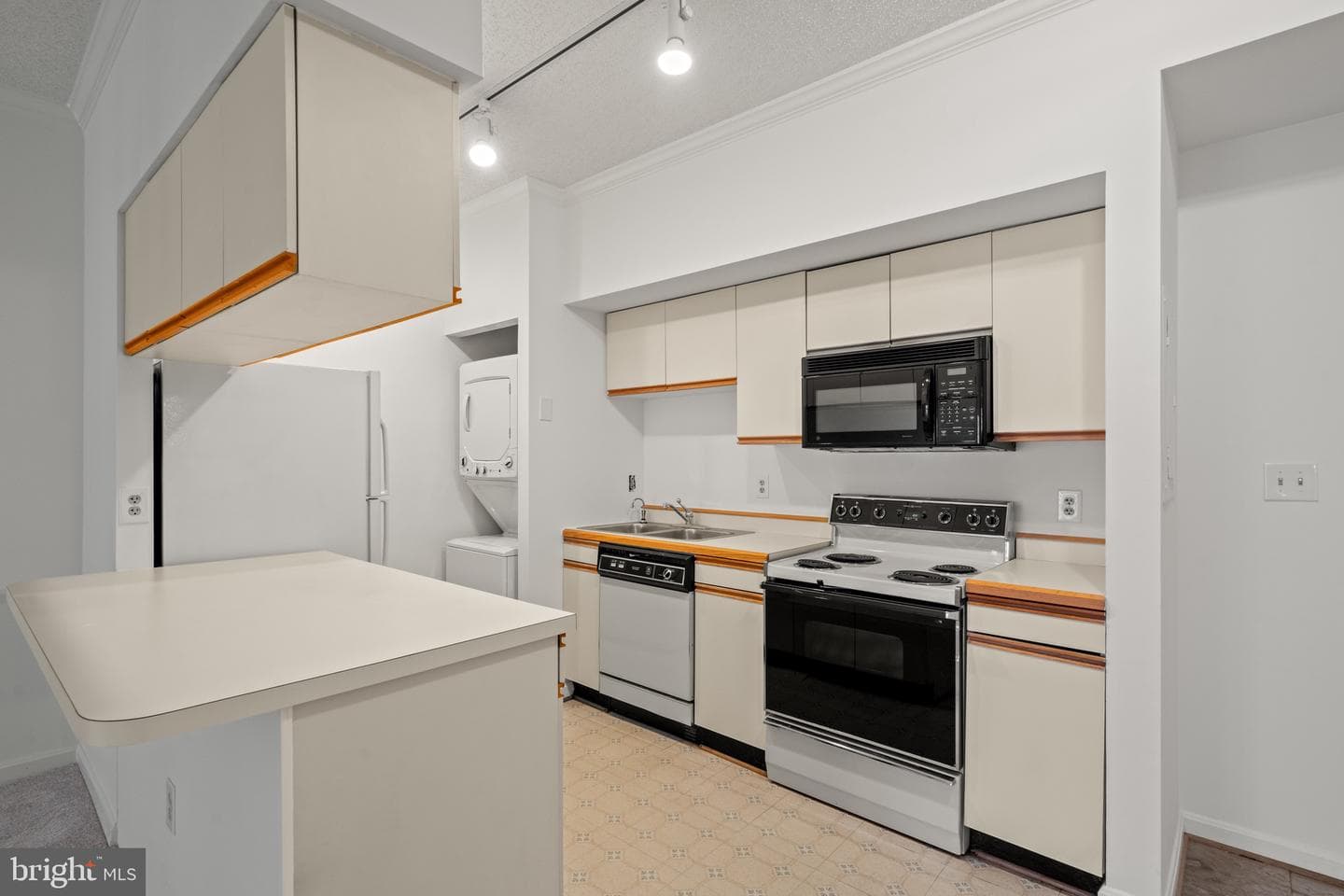 1211 S Eads Street #1009 photo 15
