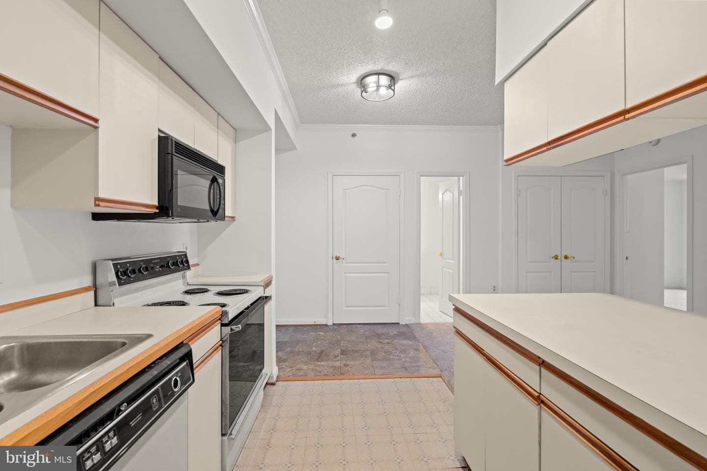 1211 S Eads Street #1009 photo 16