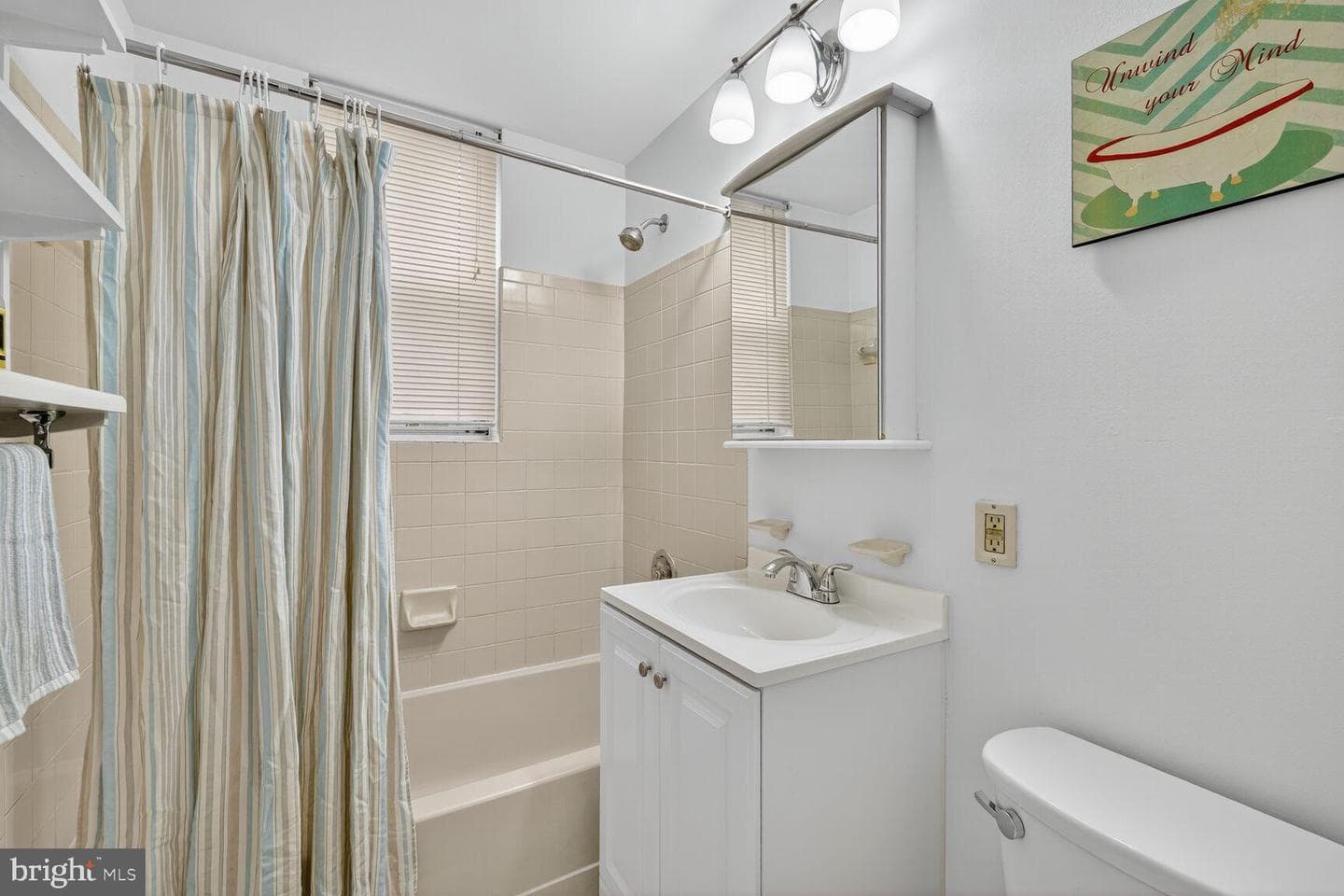 1729 N Queens Lane N #1-116 photo 16
