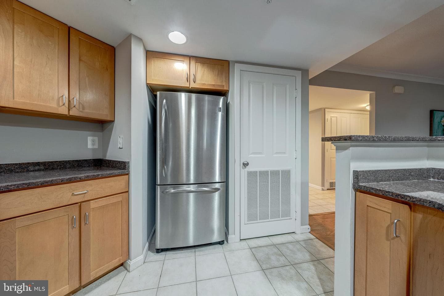 2220 Fairfax Drive #608 photo 10