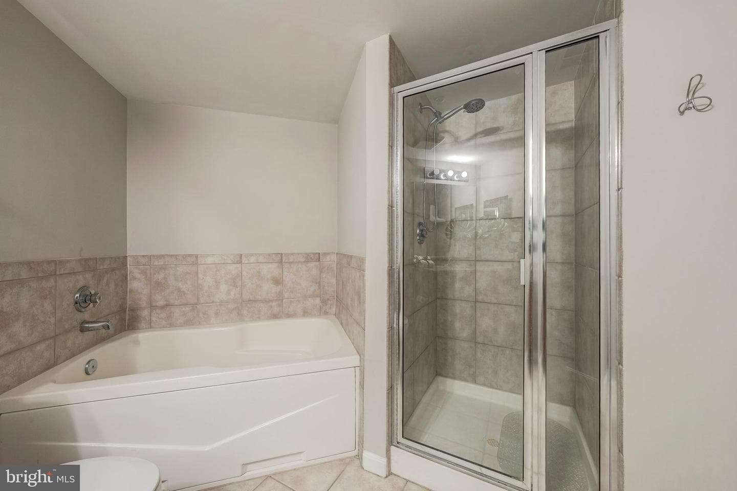 2220 Fairfax Drive #608 photo 13