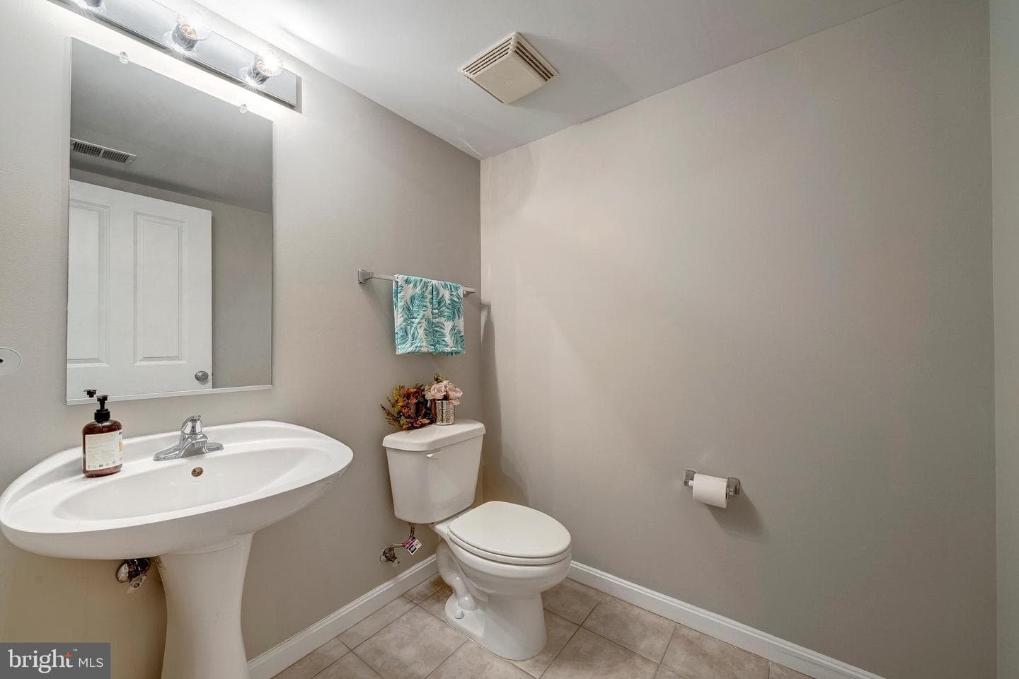 2220 Fairfax Drive #608 photo 17