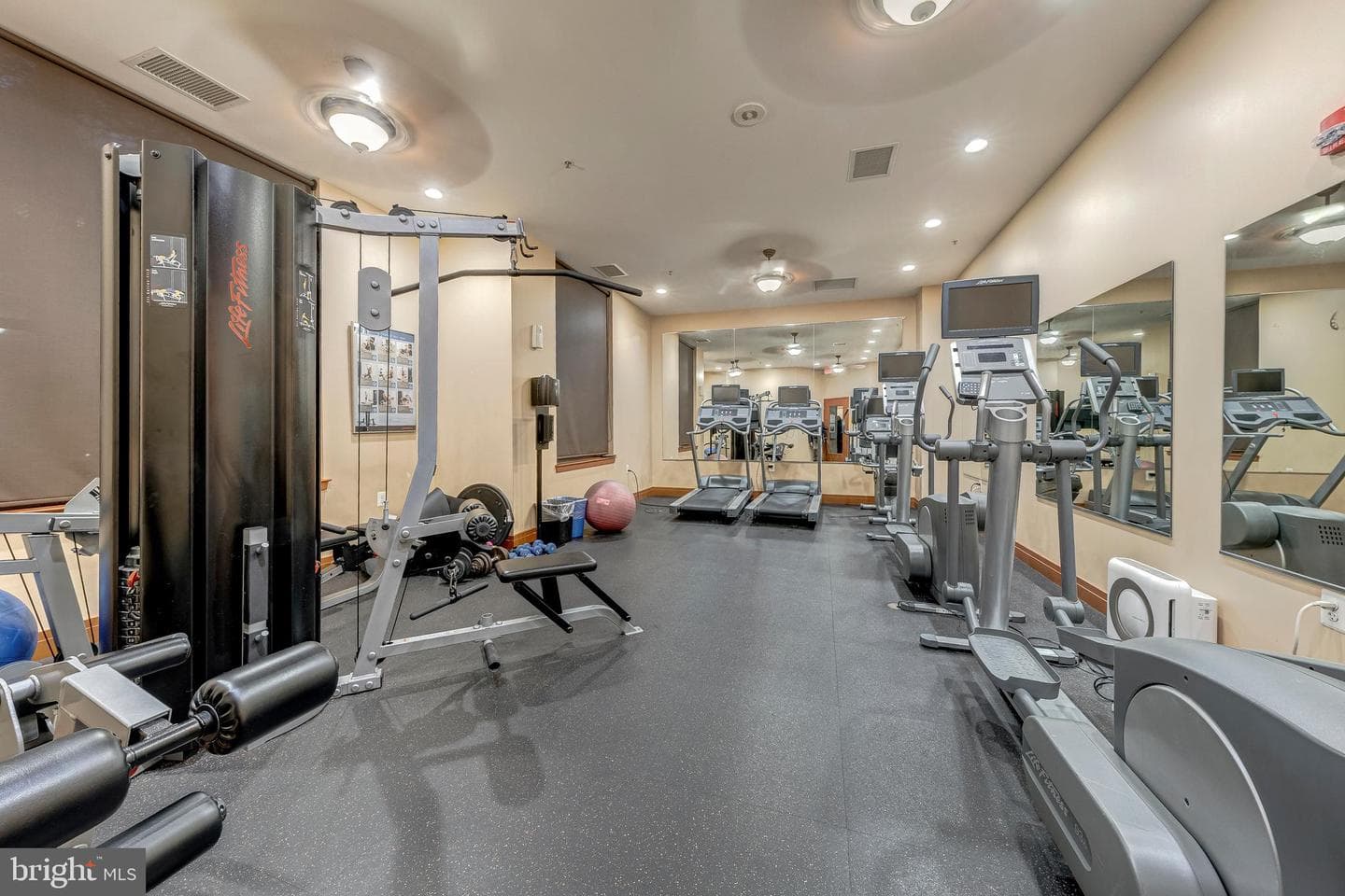 2220 Fairfax Drive #608 photo 19