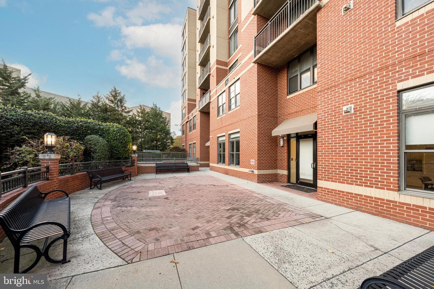 2220 Fairfax Drive #608 photo 3