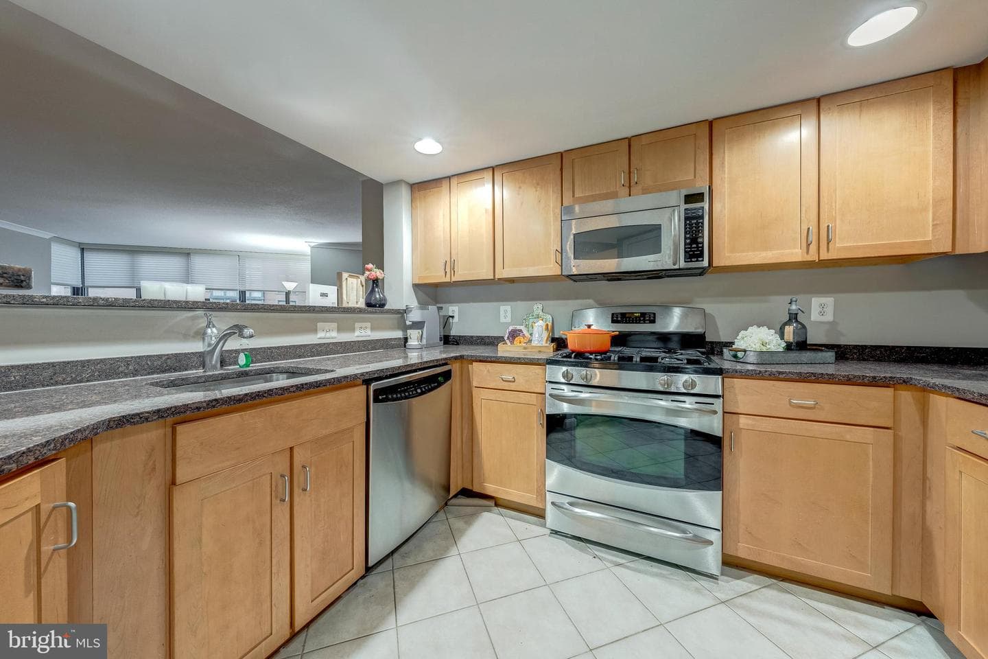 2220 Fairfax Drive #608 photo 6