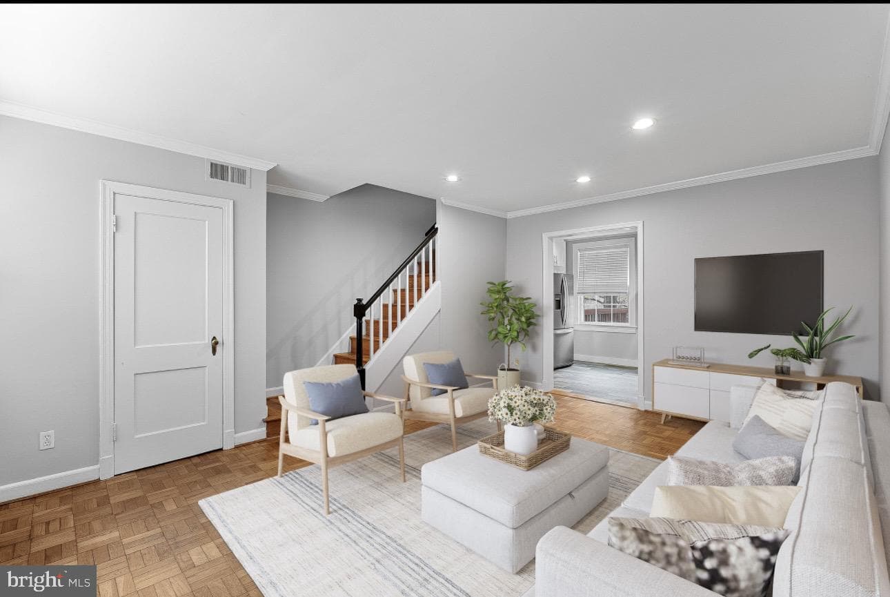 1400 S Barton Street #425 photo 3